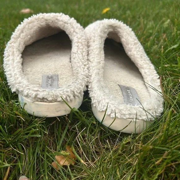EVERLANE Renew Teddy Slippers - Picture 3 of 7